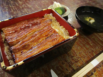 ȏd UnajuiUnagi over rice in a lacquered boxj